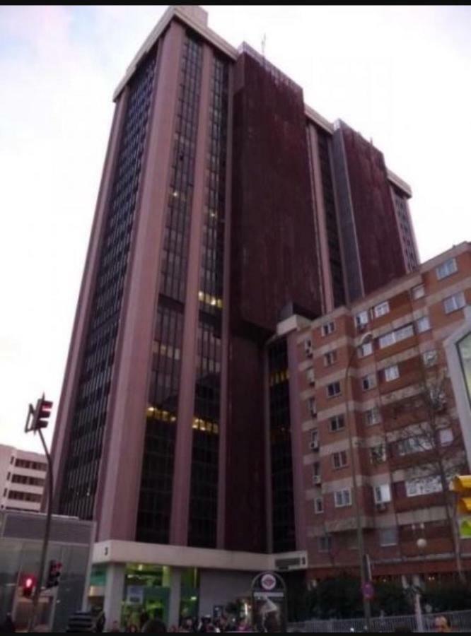 Nirvana Hotel Madri Exterior foto